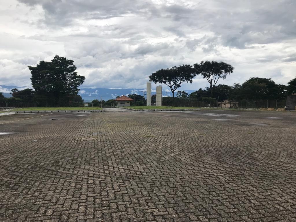Galpão à venda no Loteamento Industrial Água Preta: 