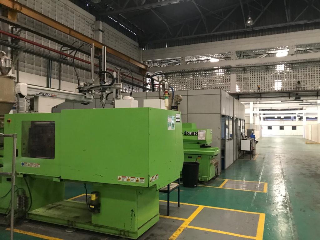 Galpão à venda no Loteamento Industrial Água Preta: 