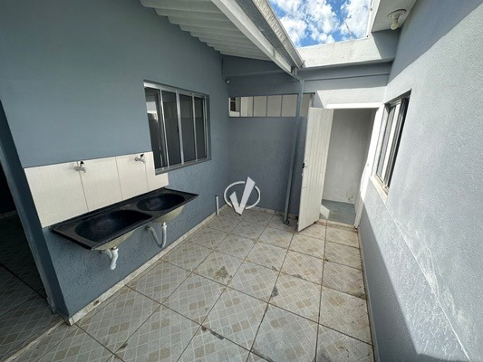 Casa à venda no Residencial e Comercial Laerte Asumpção: 