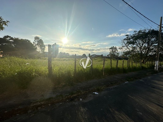 Lote à venda no Alto do Cardoso: 