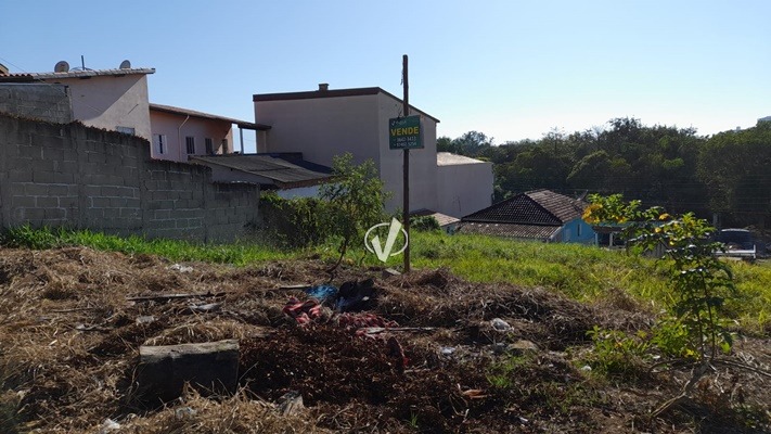 Lote à venda no Residencial Mombaça I: 