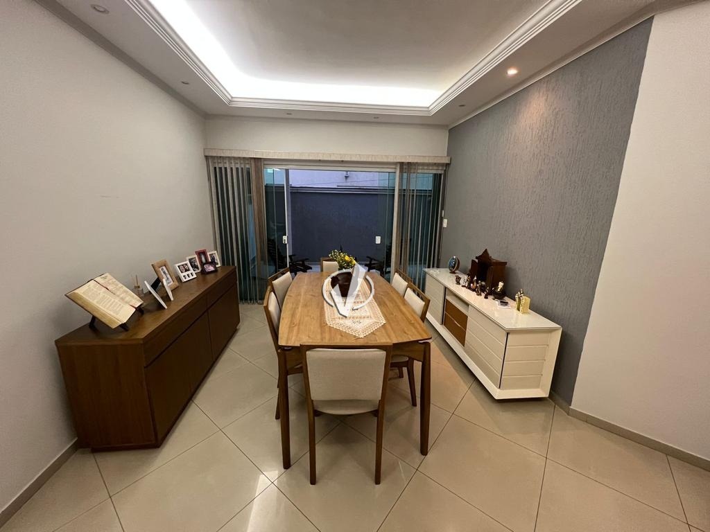 Casa em condomínio à venda no Condominio Residencial Real Ville: 