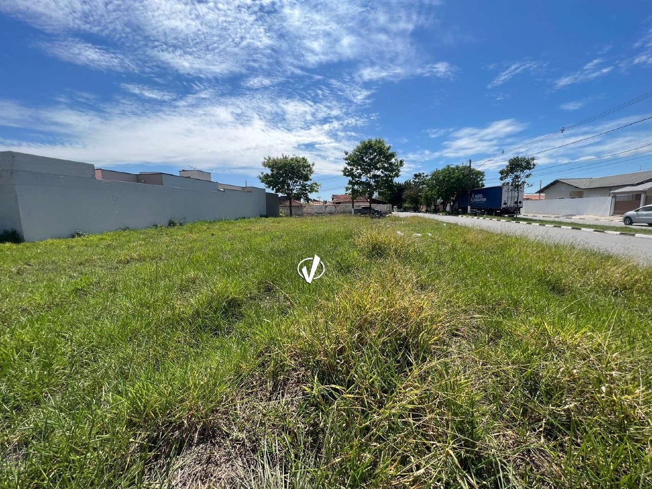 Lote à venda no Conjunto Habitacional Terra dos Ipês I (Sul): 