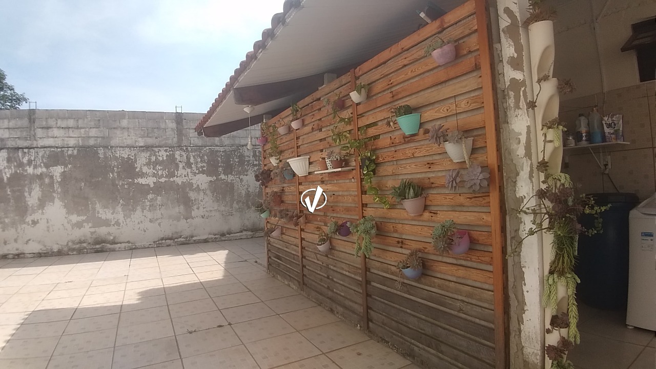 Casa à venda no Residencial e Comercial Vila Verde: 
