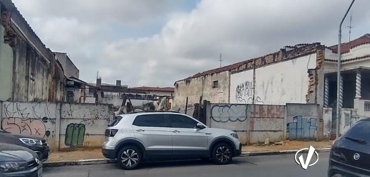 Lote à venda no Centro: 