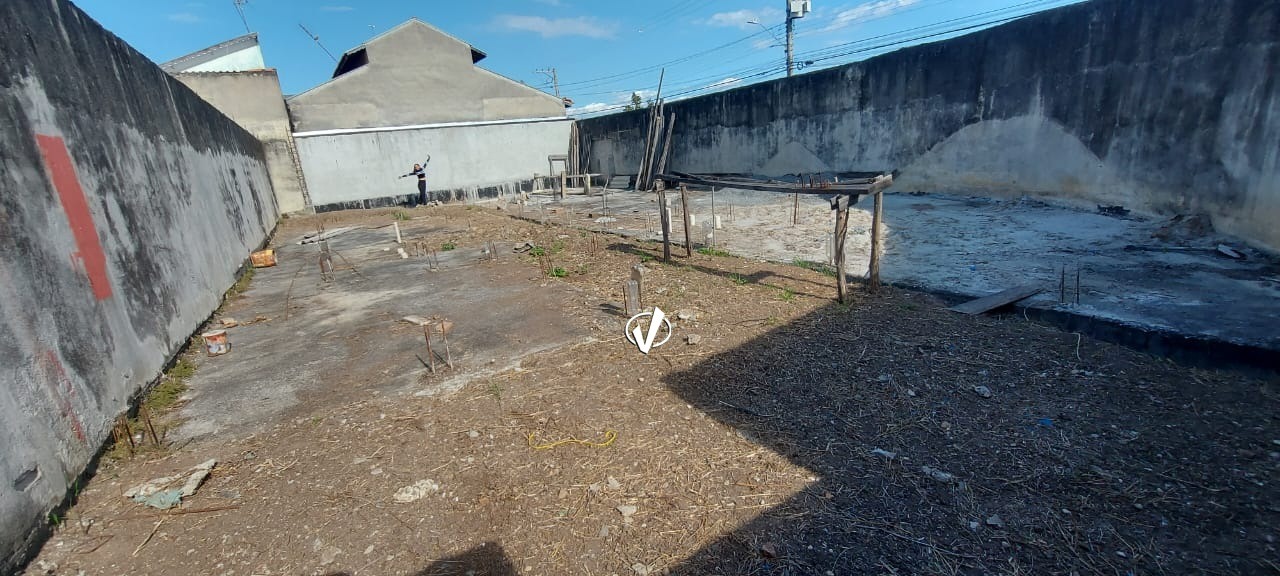 Lote à venda no Conjunto Residencial Araretama: 