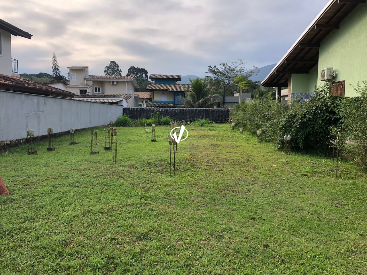 Lote em condomínio à venda no Horto Florestal: 