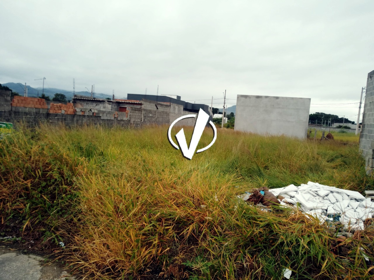 Lote à venda no Loteamento Parque Burity: 