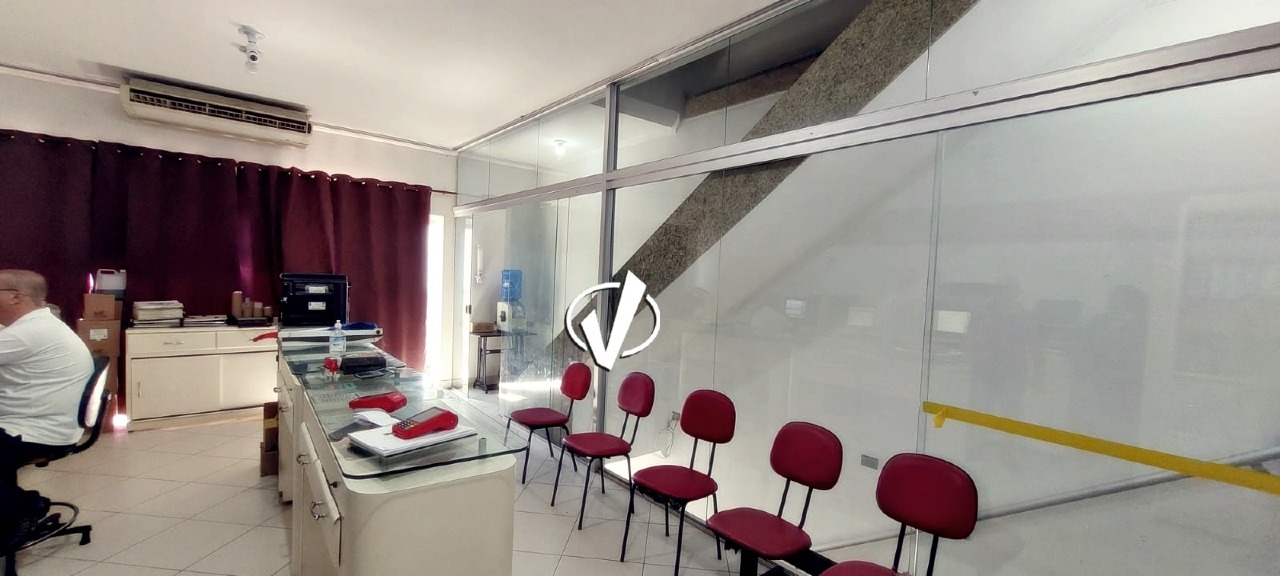 Prédio à venda no Centro: 