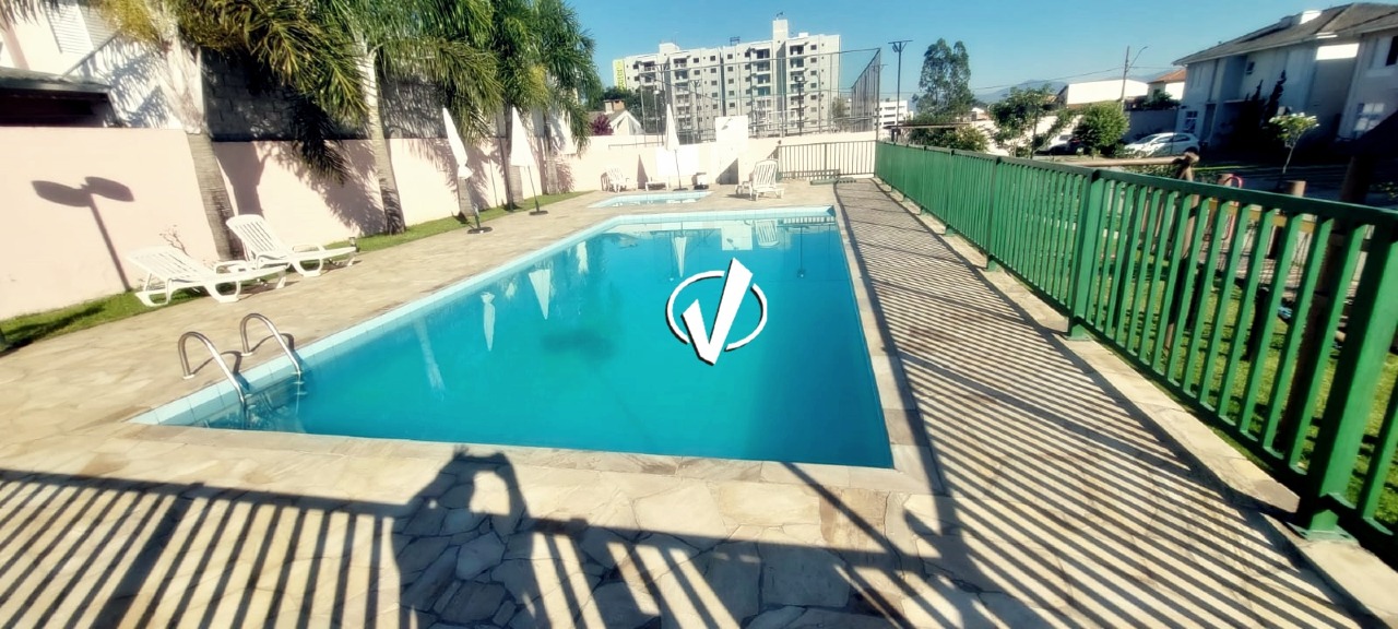 Casa em condomínio à venda no Loteamento Alfredo Abilio Flores: 