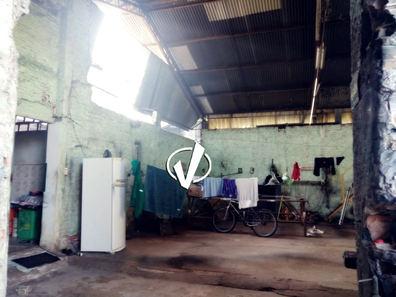 Galpão à venda no Karina: 