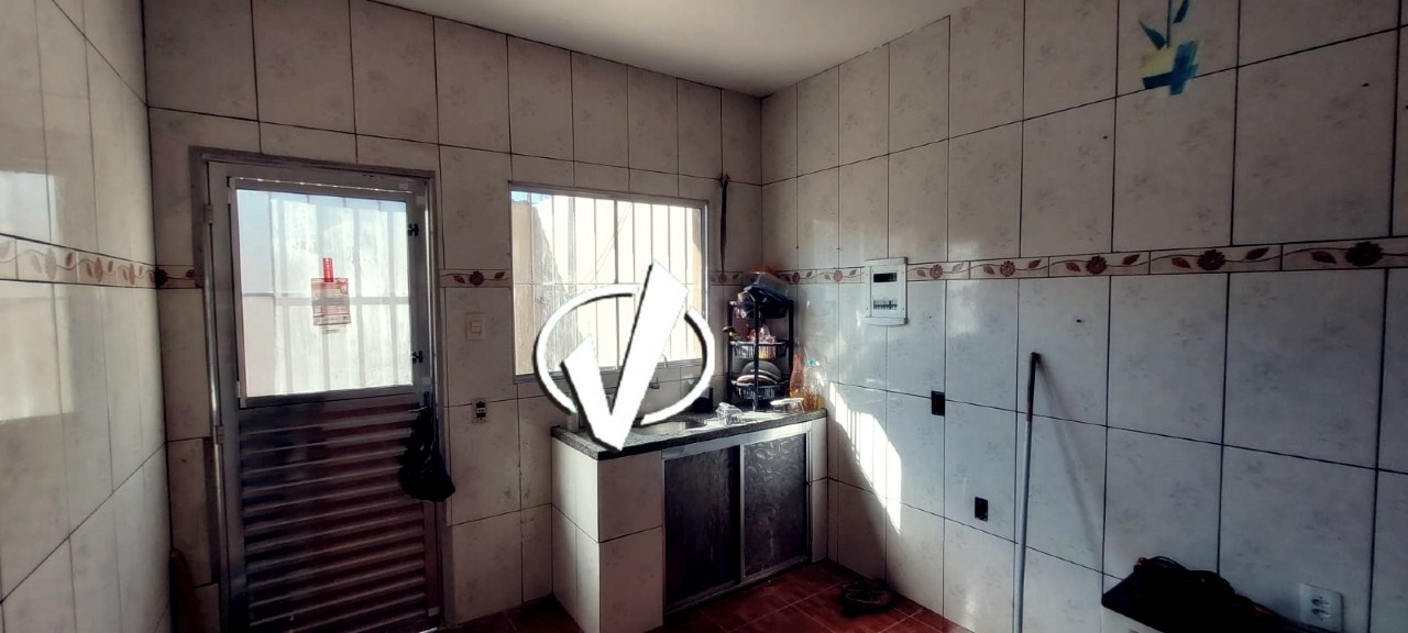 Casa à venda no Residencial e Comercial Jardim Yassuda: 