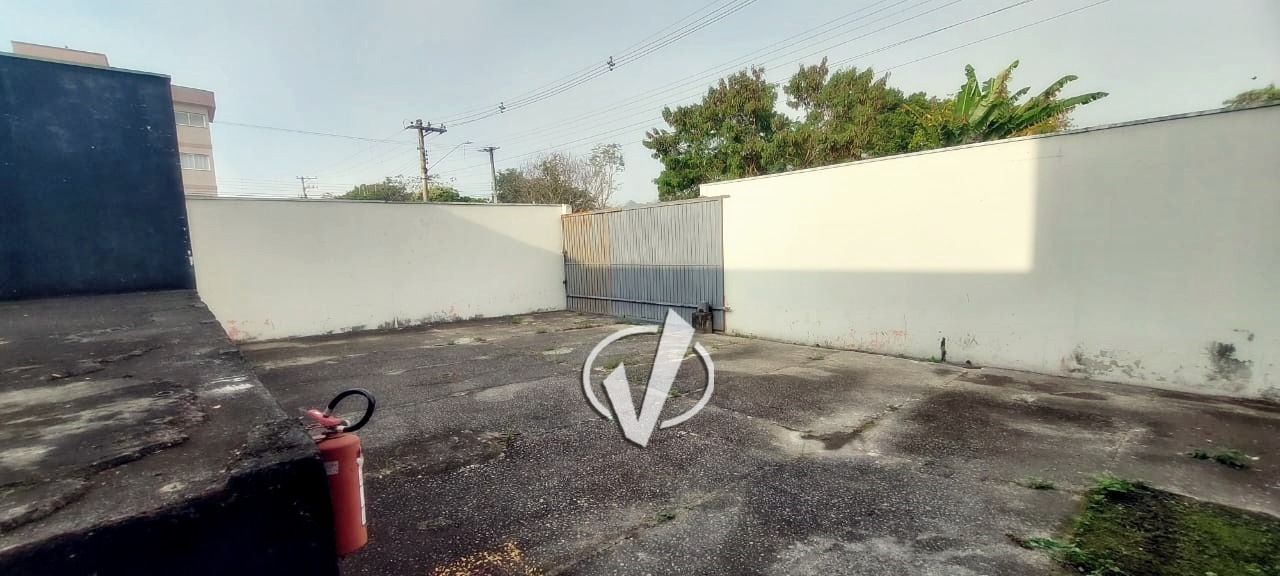 Prédio à venda no Comercial e Residencial Jardim Mariana: 