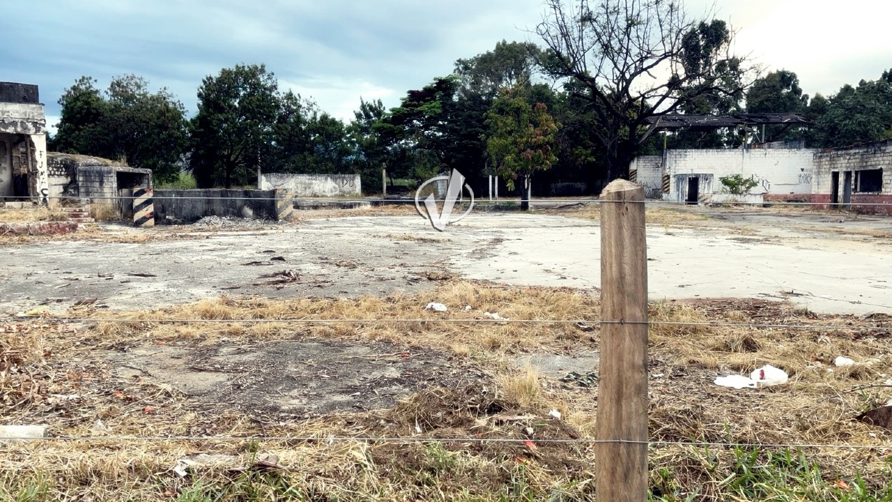 Lote à venda no Moreira Cesar: 