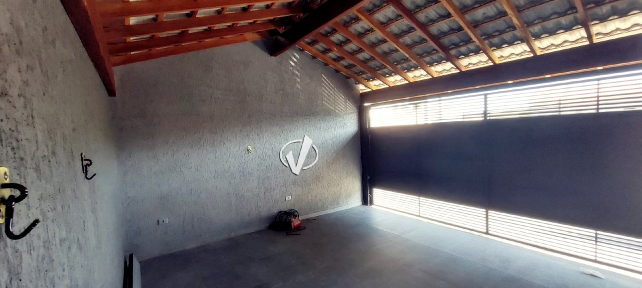 Casa à venda no Loteamento Residencial e Comercial Flamboyant: 