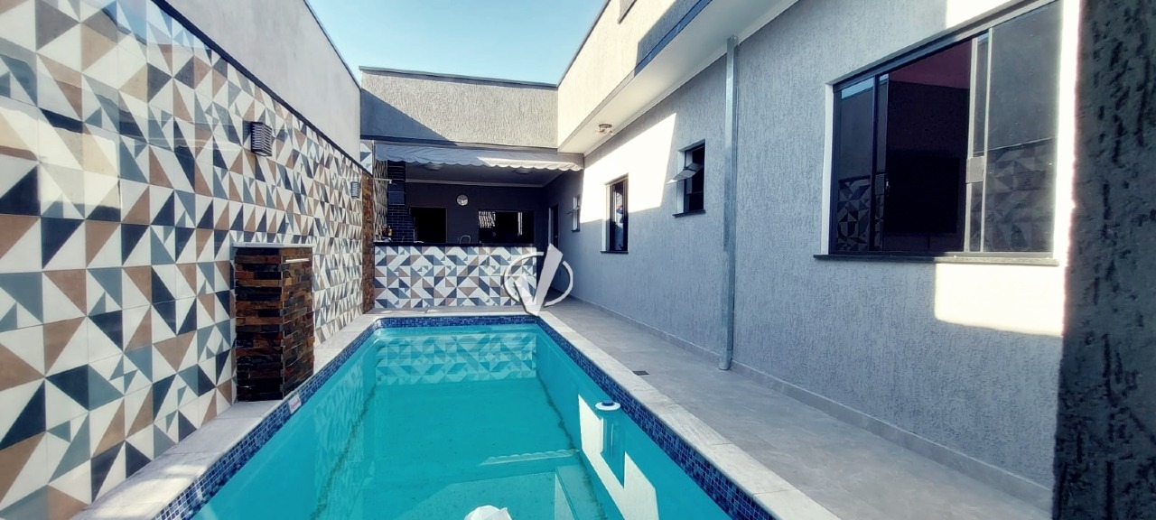 Casa à venda no Loteamento Residencial e Comercial Flamboyant: 