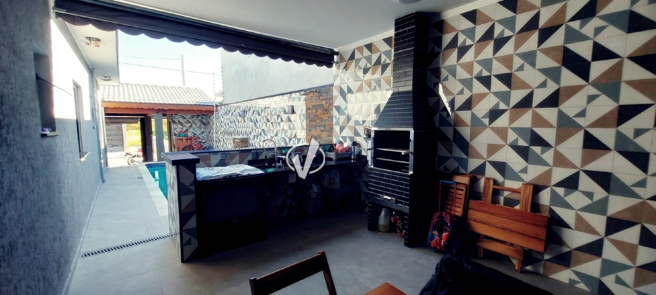 Casa à venda no Loteamento Residencial e Comercial Flamboyant: 