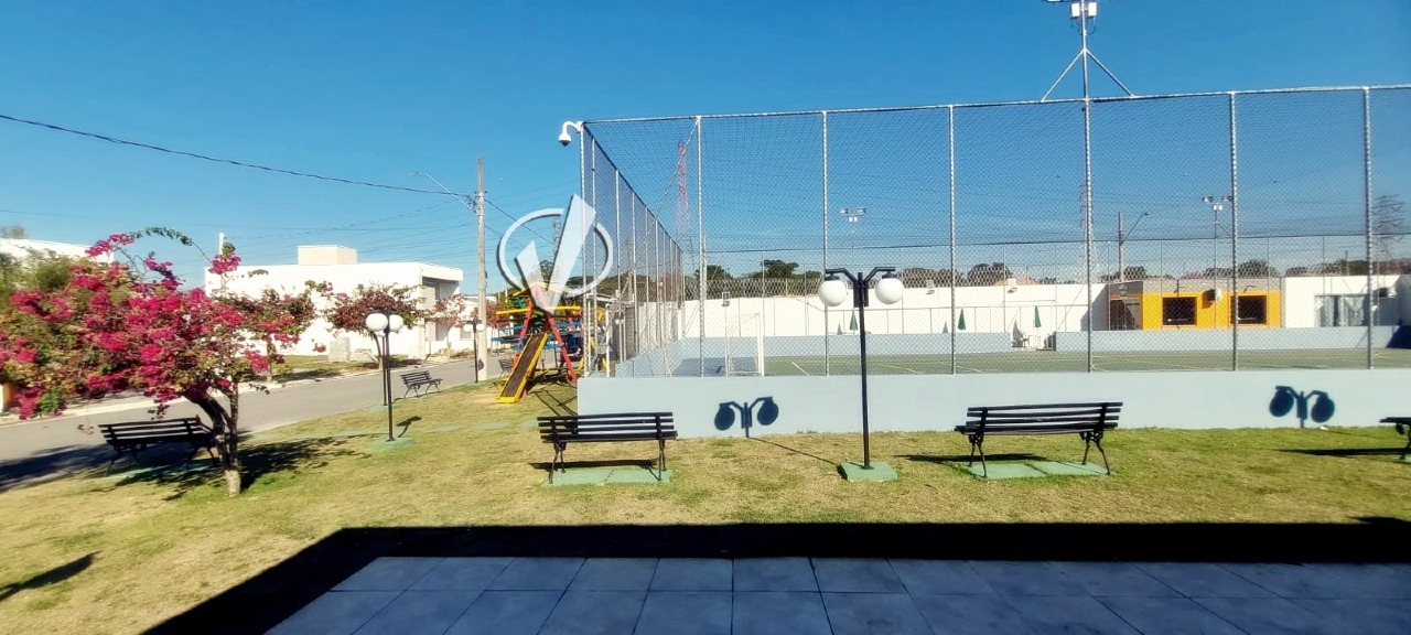 Casa em condomínio à venda no Condomínio Residencial e Comercial Laguna: 