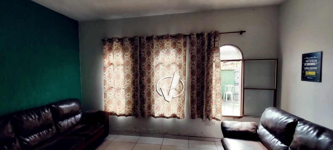 Andar corrido à venda no Vila Rica: 