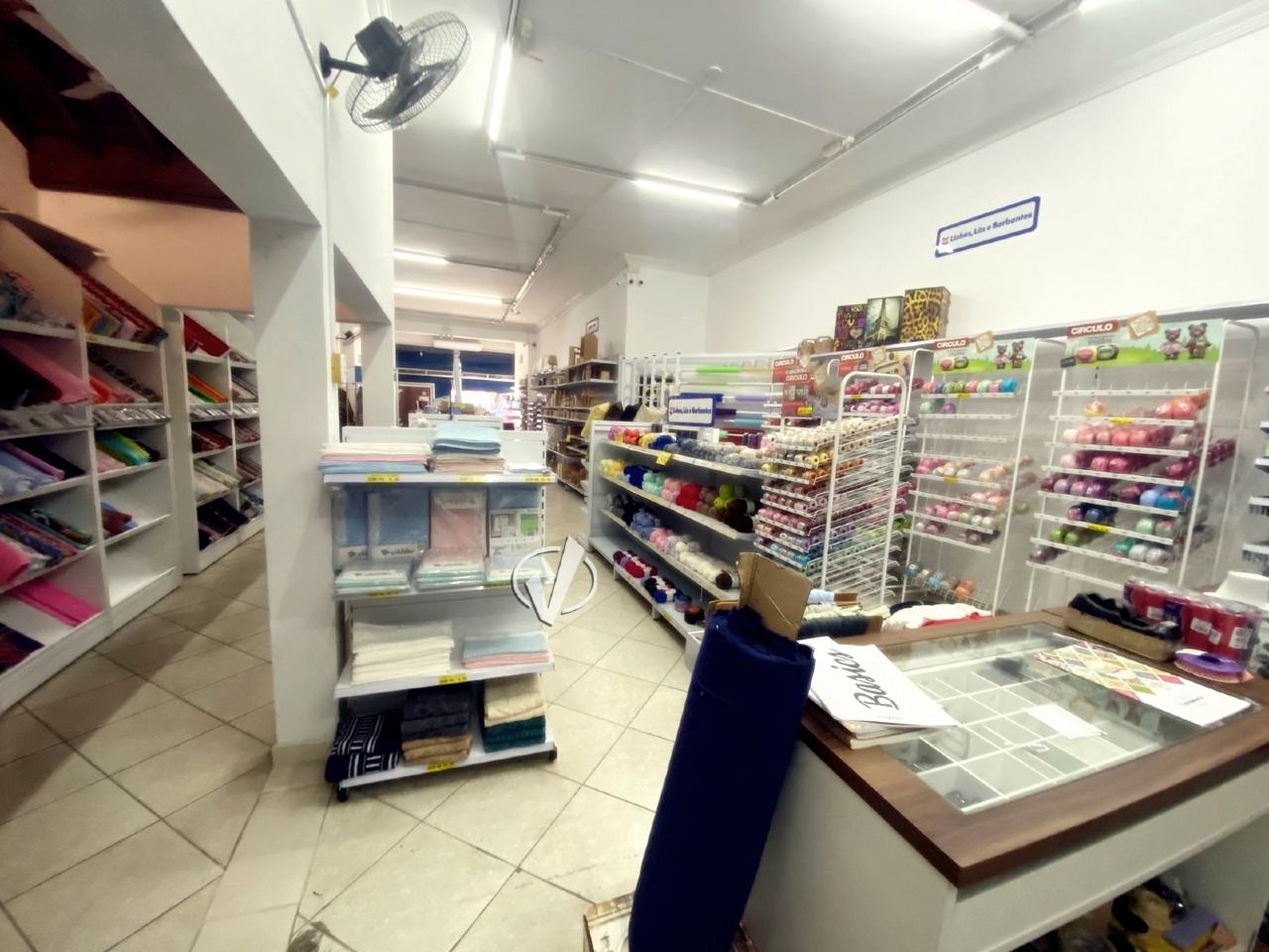 Salão para aluguel no Centro: 