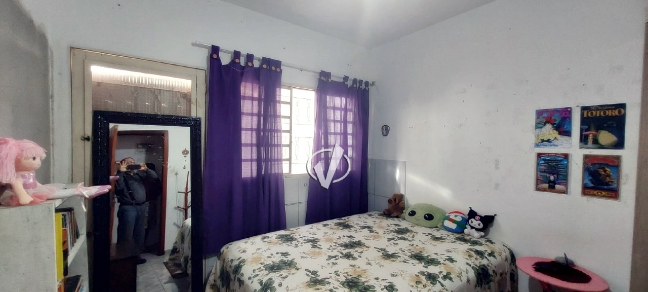 Casa à venda no Comercial e Residencial Jardim Mariana: 