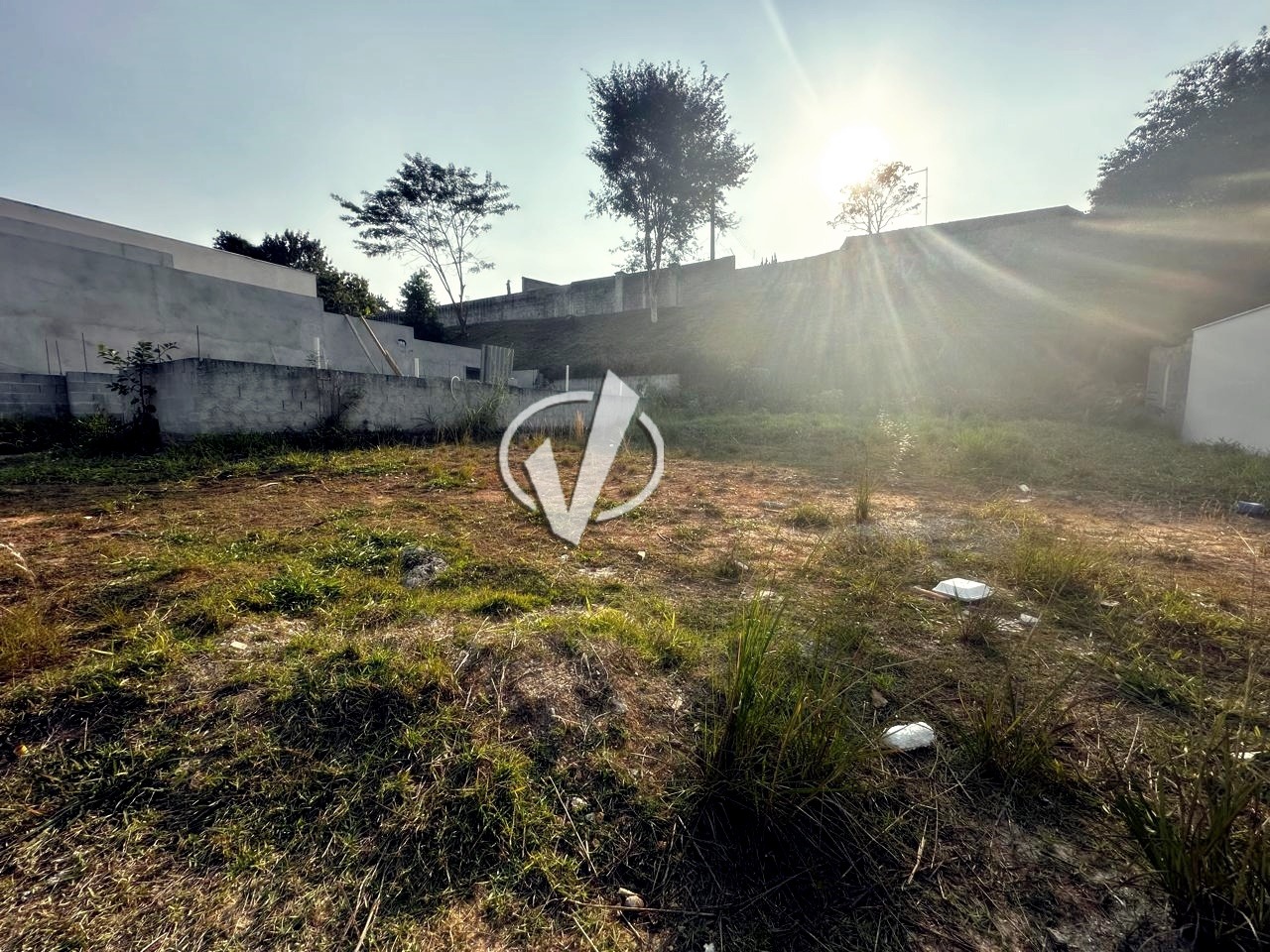 Lote em condomínio à venda no Residencial Vila Romana: 