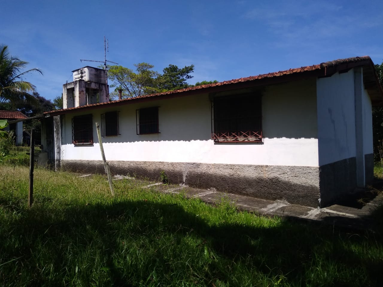 Sítio à venda no Goiabal: 