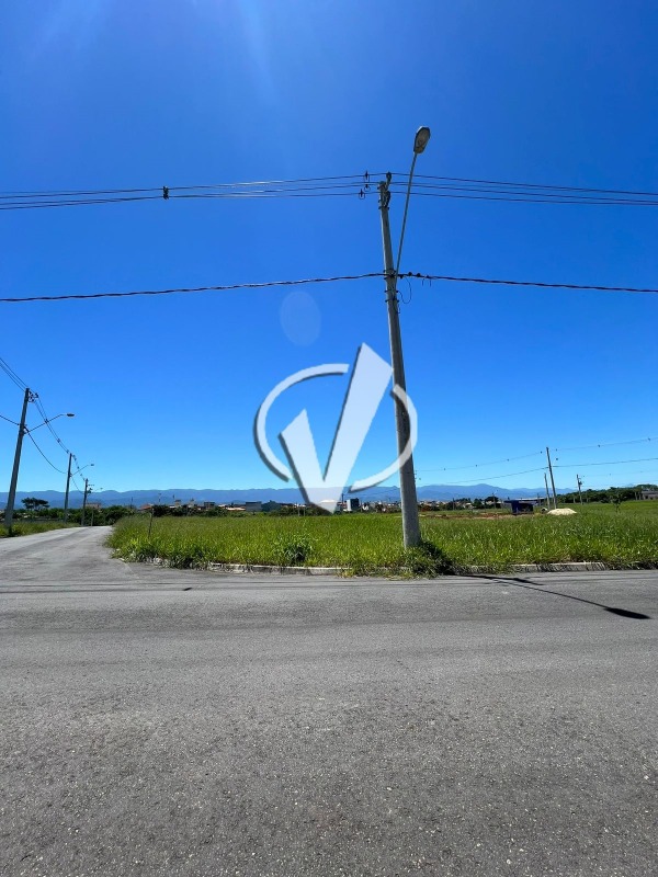 Lote em condomínio à venda no Loteamento Industrial Água Preta: 