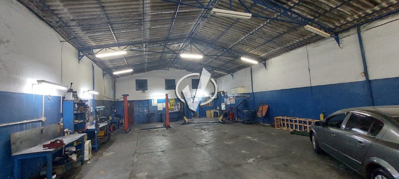 Galpão à venda no Loteamento Alfredo Abilio Flores: 