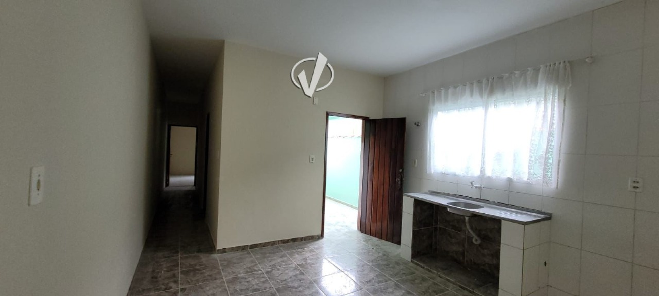 Casa à venda no Comercial e Residencial Jardim Mariana: 