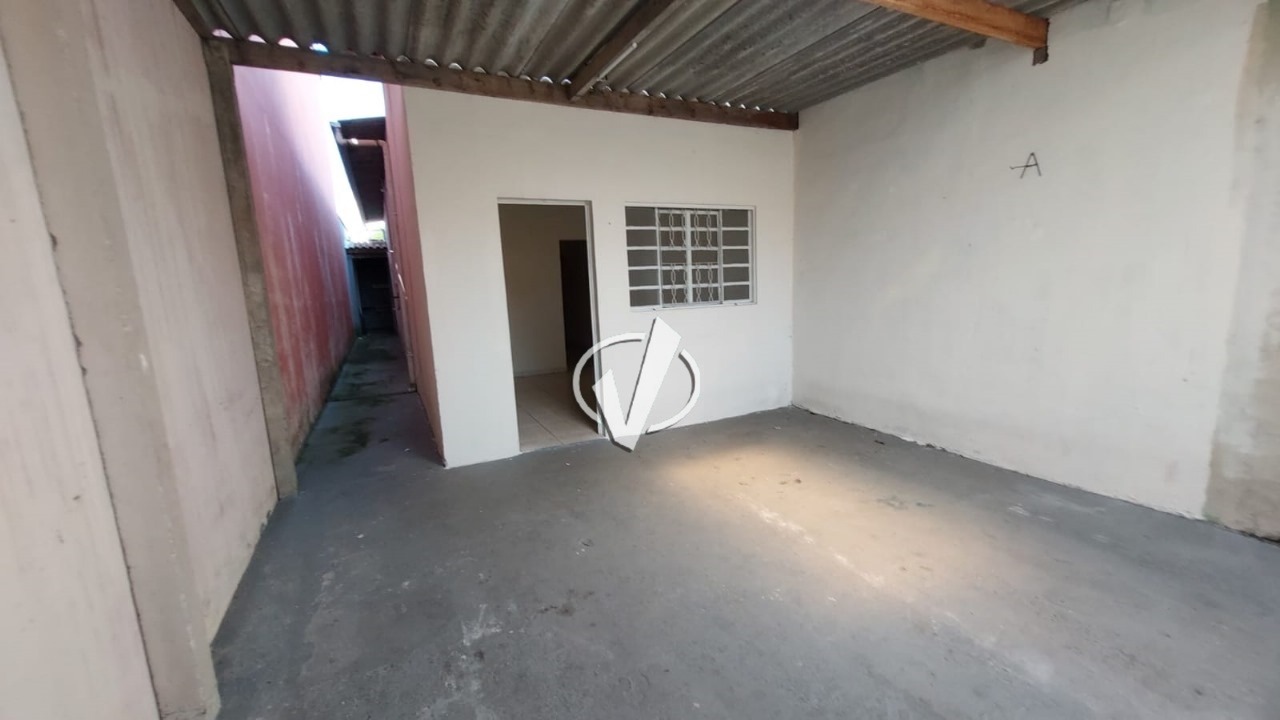 Casa à venda no Comercial e Residencial Jardim Mariana: 