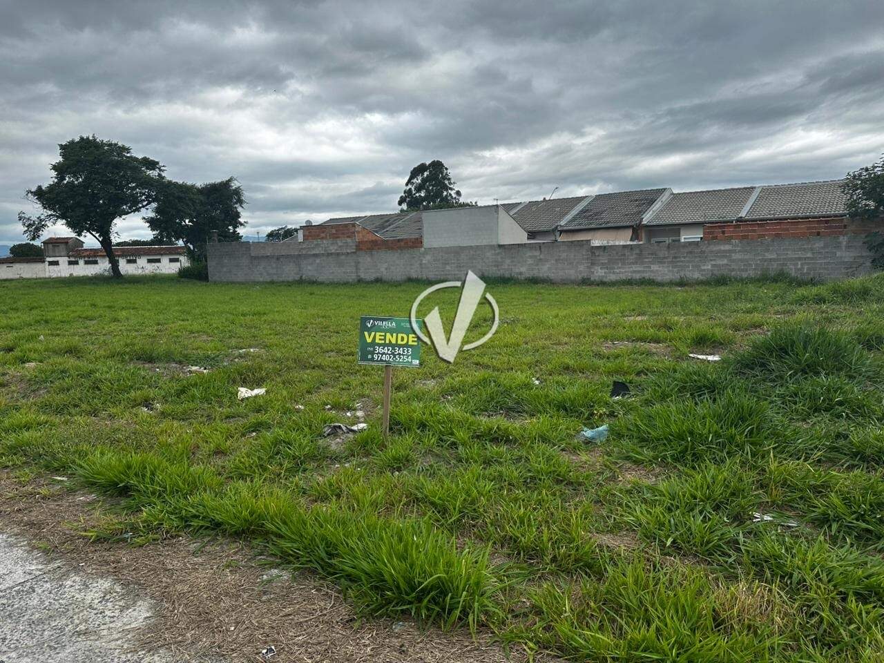 Lote à venda no Conjunto Habitacional Terra dos Ipês: 