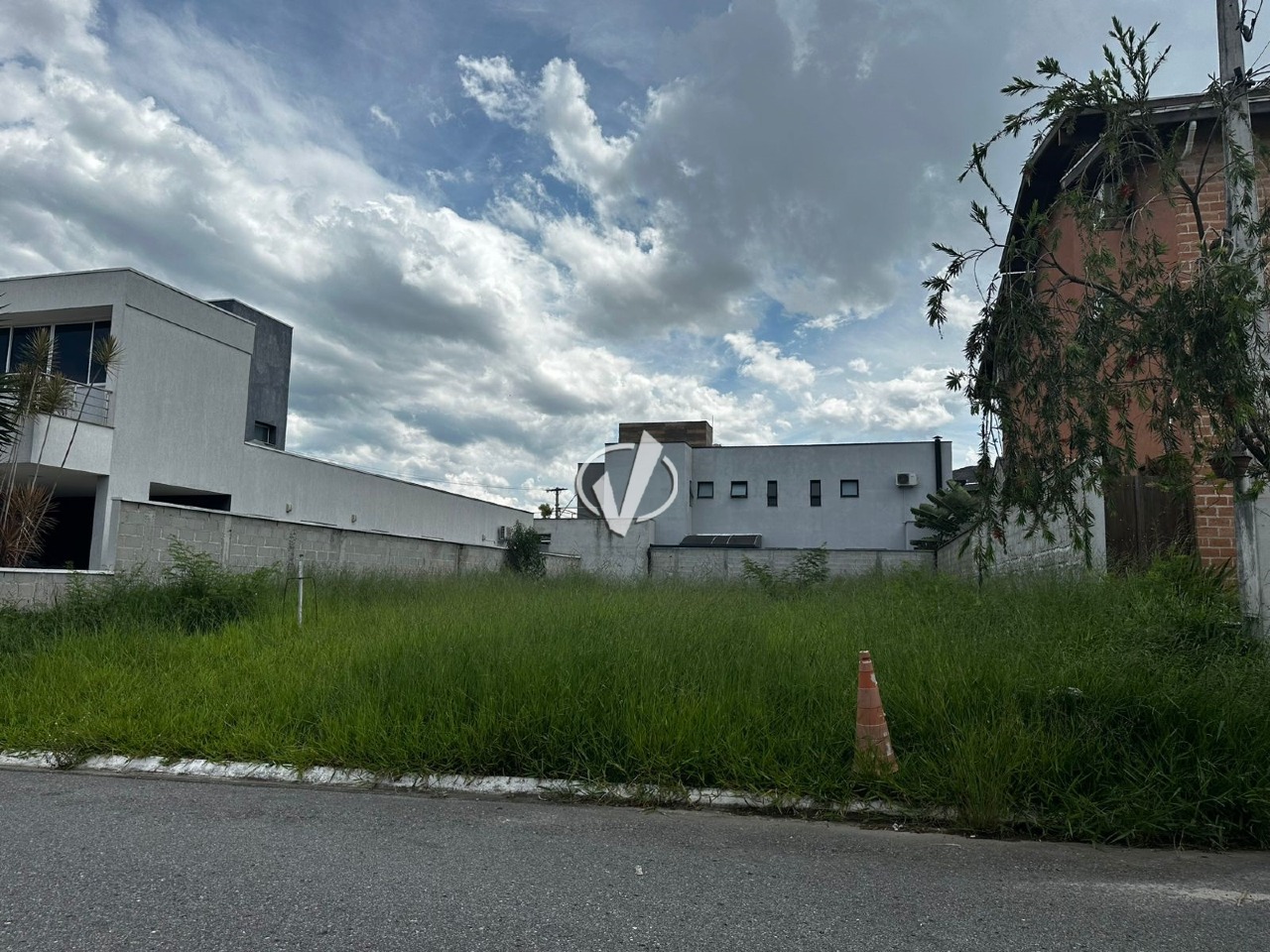 Lote à venda no Condominio Residencial Real Ville: 