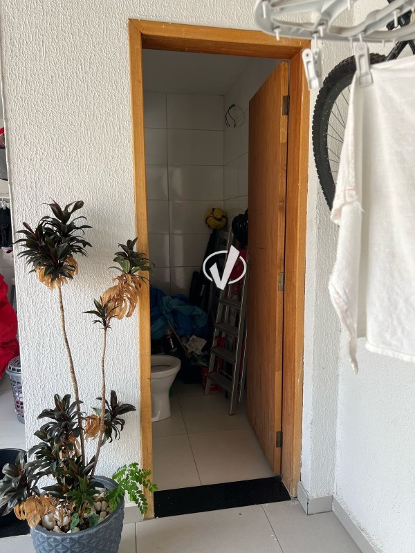 Casa em condomínio à venda no Loteamento Industrial Água Preta: 