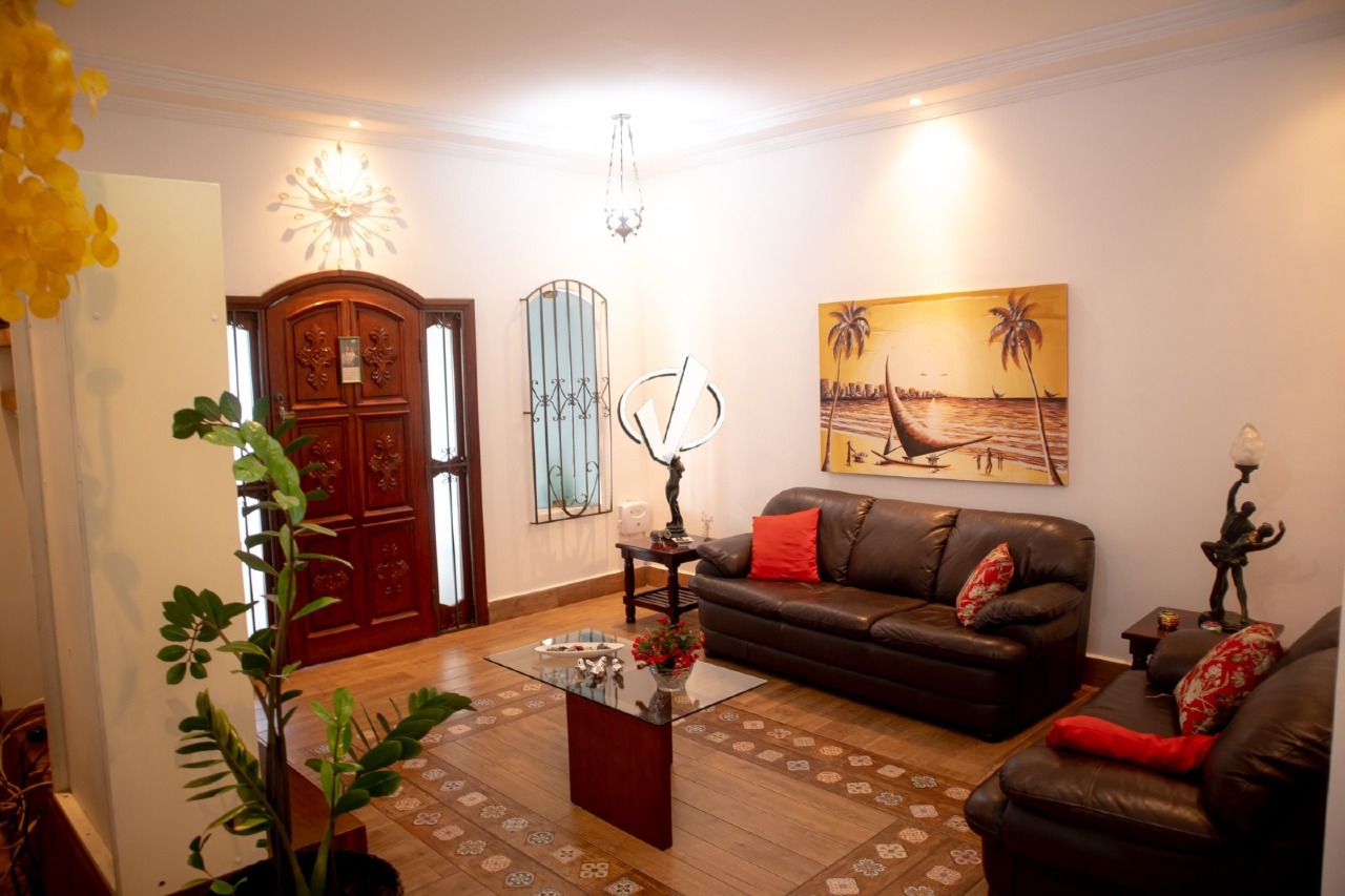 Casa à venda no Tabaú: 