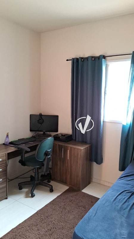 Casa em condomínio à venda no Condomínio Residencial e Comercial Laguna: 