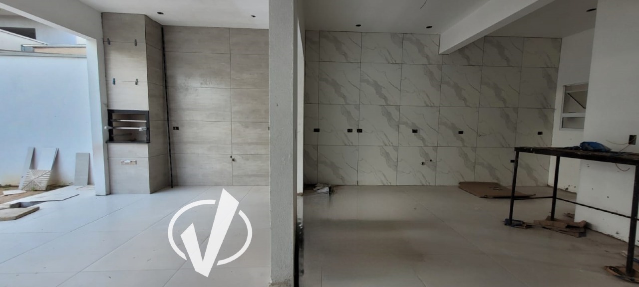 Casa em condomínio à venda no Condomínio Residencial e Comercial Laguna: 