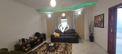 Casa à venda no Conjunto Habitacional Terra dos Ipês I (Sul): 