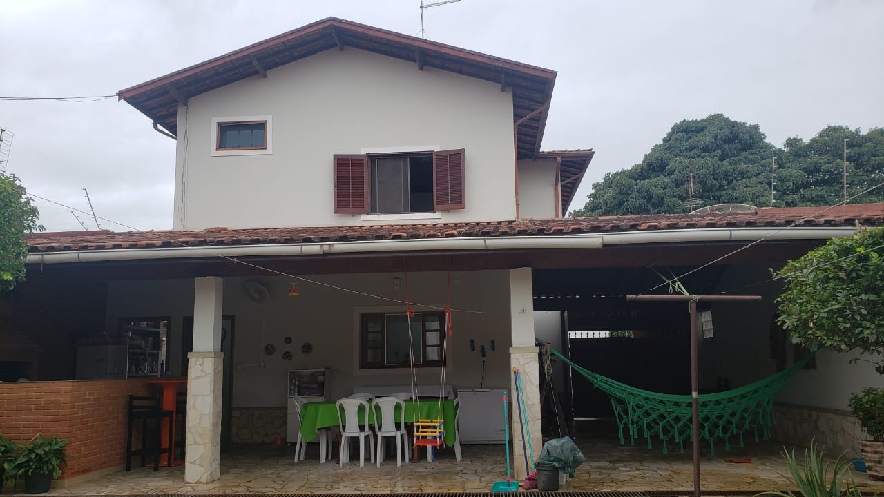 Casa à venda no Chácara da Galega: 