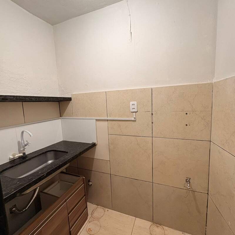 Sala para aluguel no Centro: 