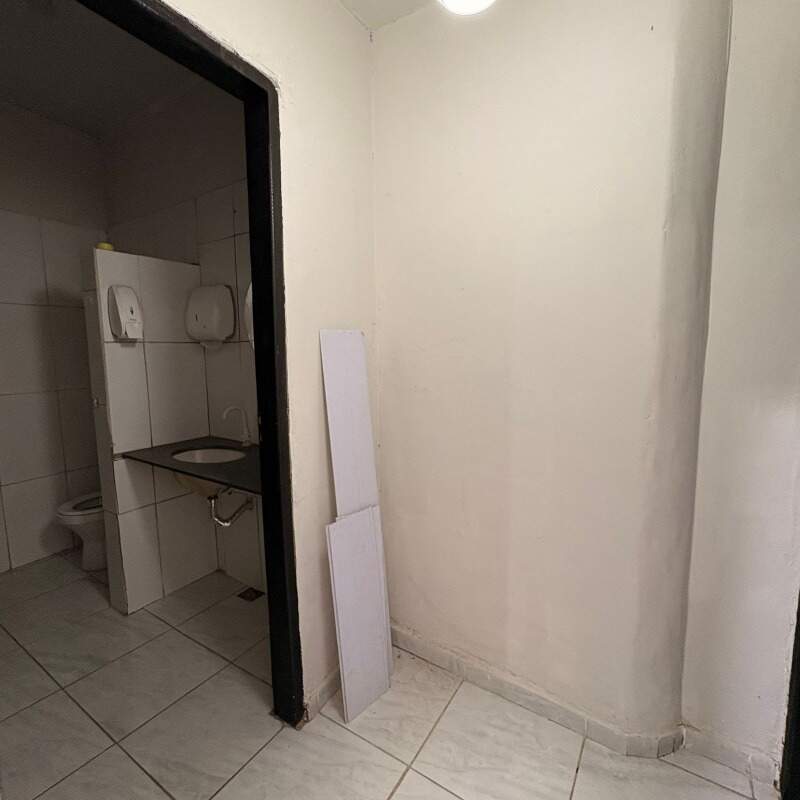 Sala para aluguel no Centro: 