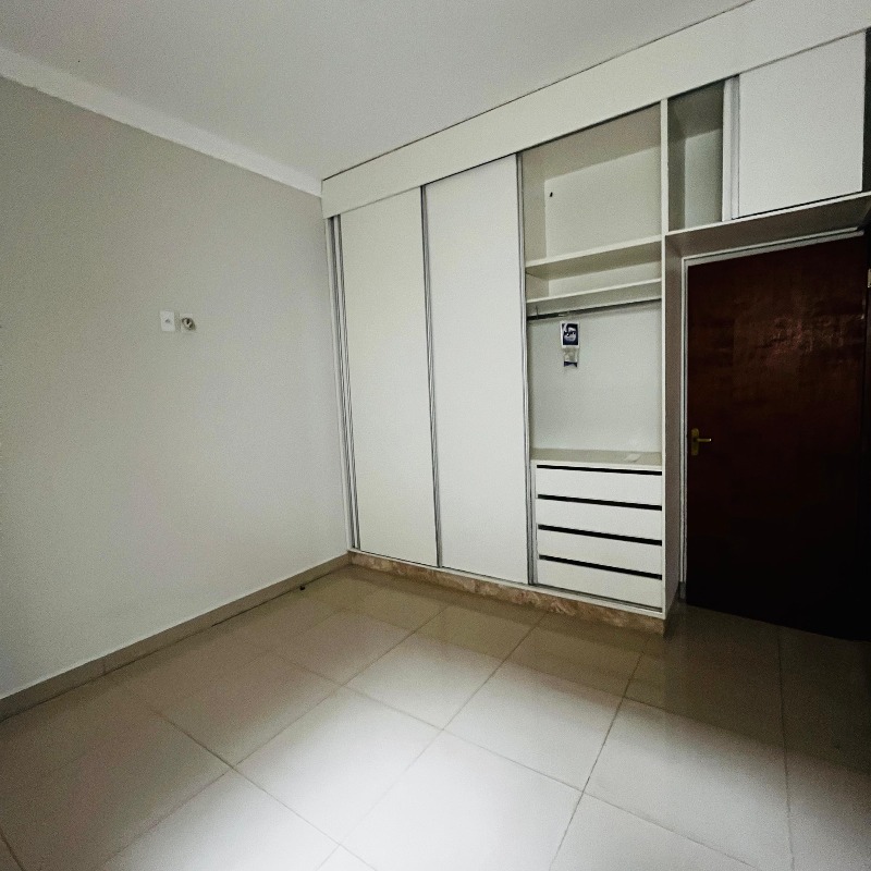 Casa para aluguel no Mangabeiras I: 