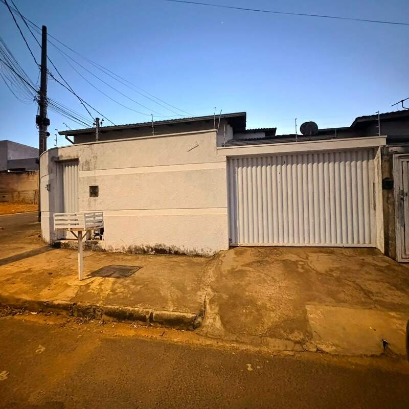 Casa para aluguel no Dona Adélia I: 