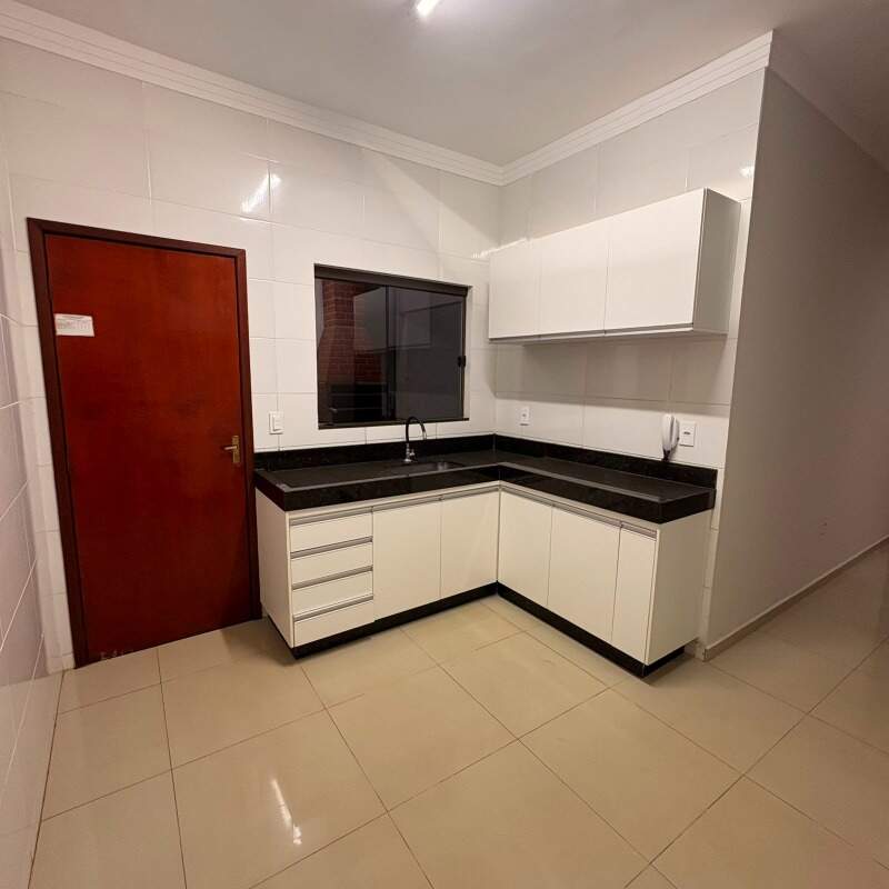 Casa para aluguel no Dona Adélia I: 