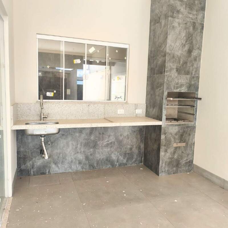 Casa à venda no Fenícia : 