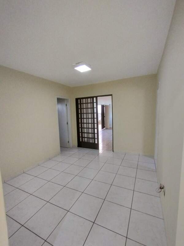 Casa para aluguel no Santa Cruz : 