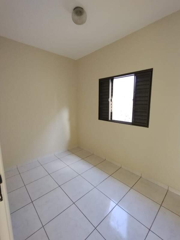 Casa para aluguel no Santa Cruz : 