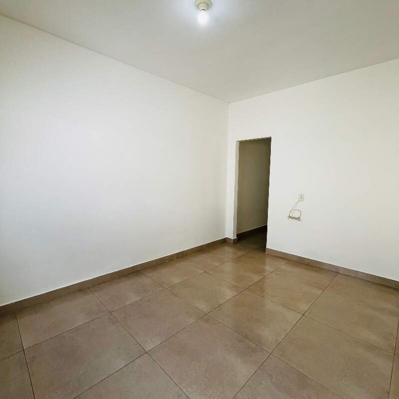 Casa para aluguel no Mangabeiras I: 