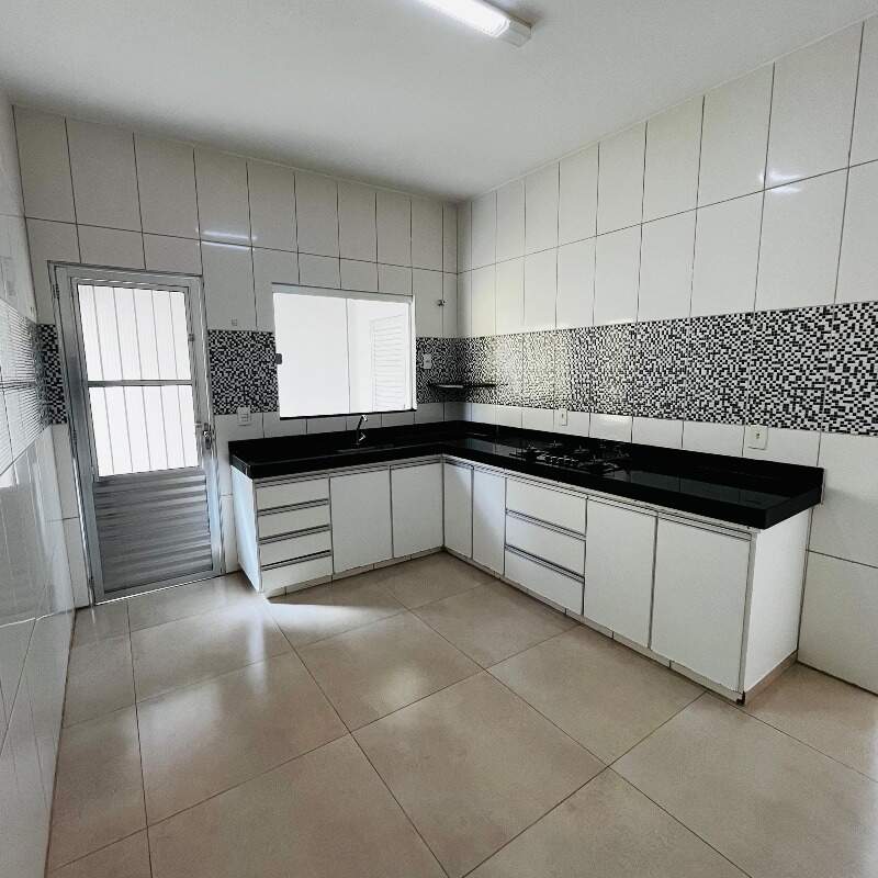 Casa para aluguel no Mangabeiras I: 