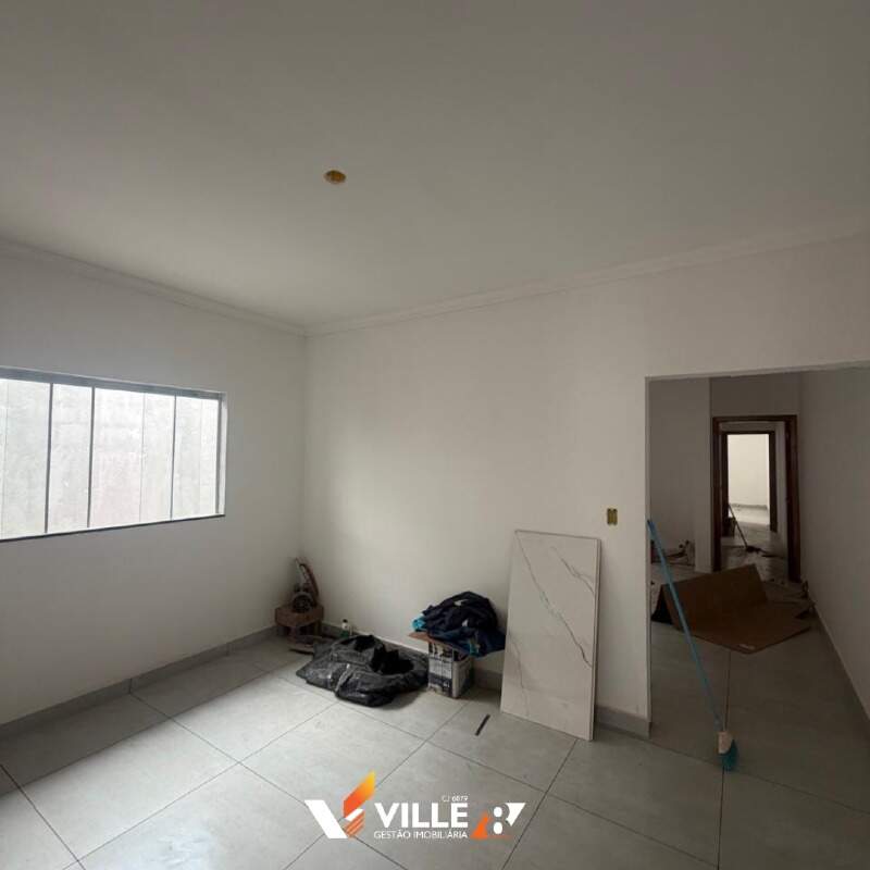 Casa à venda no Jardim Europa V: 